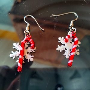 Handmade Snowflake/candy cane earrings🍒 Bundle and Save 🍒